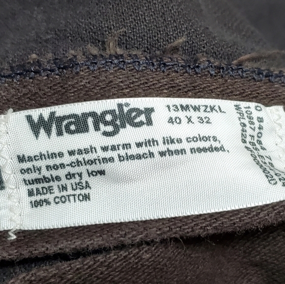 VINTAGE 1980s Wrangler Dark Brown USA Made High Waisted Butt Hugging Jeans - Picture 9 of 9